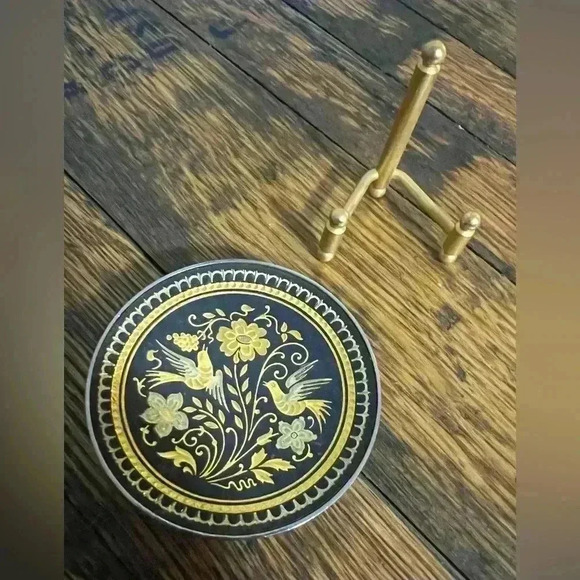 Damascene Gold Dove Design Round Decorative Mini Plate by Midas of Toledo Spain - Picture 3 of 8